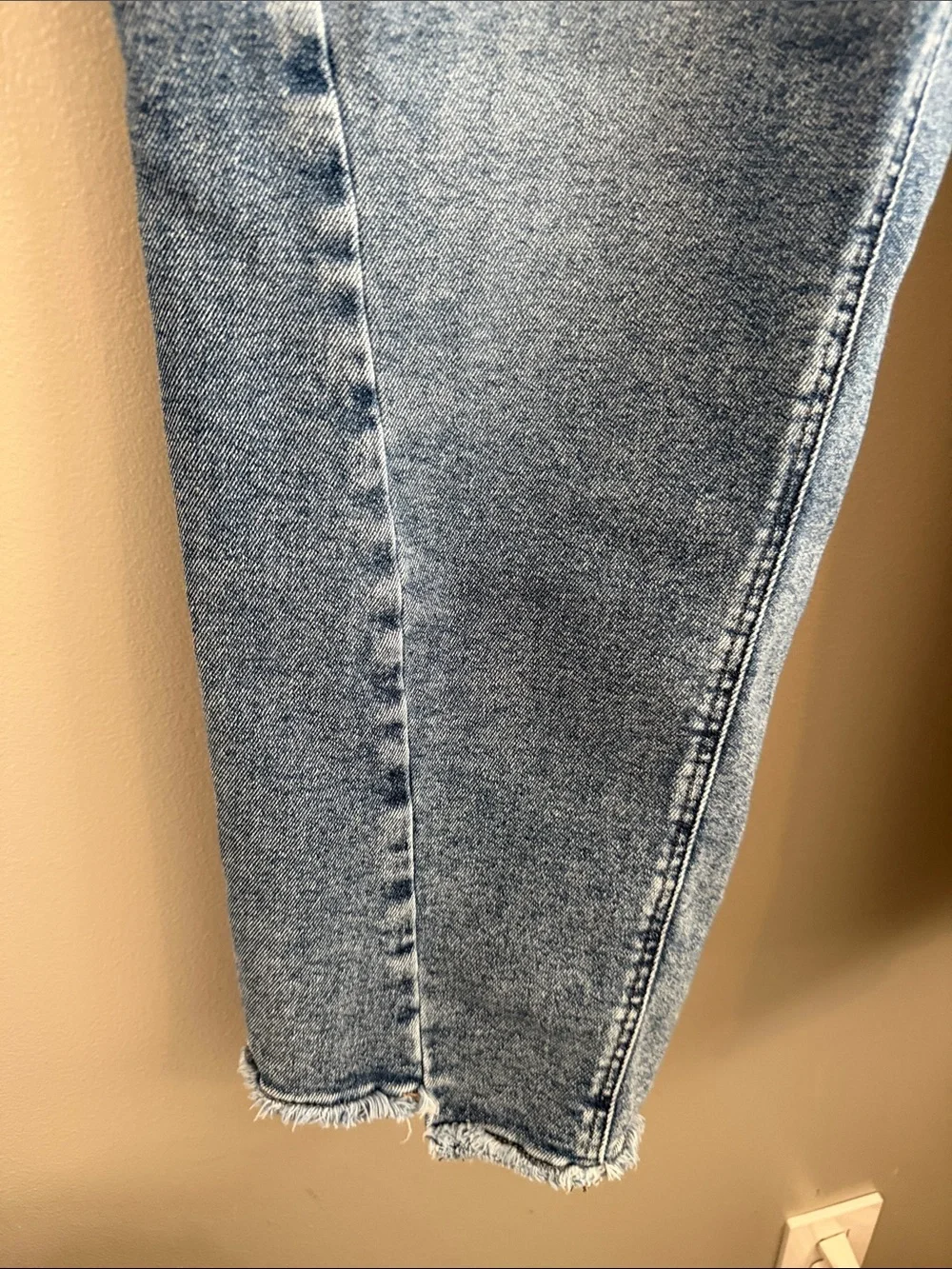 Democracy Ab Solution Jeans 18W Light Wash Raw Hem Slim Straight Ankle
